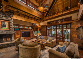 Stunning Big Springs Residence with Private Hot Tub! - Gray Wolf Northstar Truckee